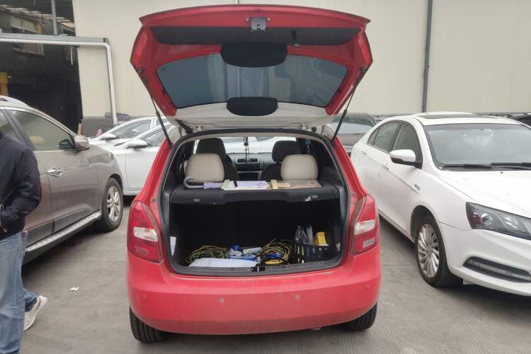 Used Skoda Fabia 2009 1.6L Automatic Crystal Edition Trunk