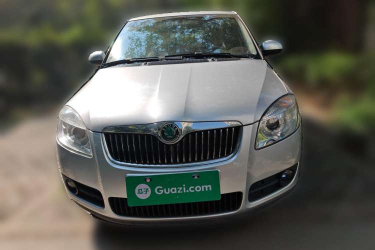 Used Skoda Fabia 2009 1.6L Automatic Crystal Edition Front