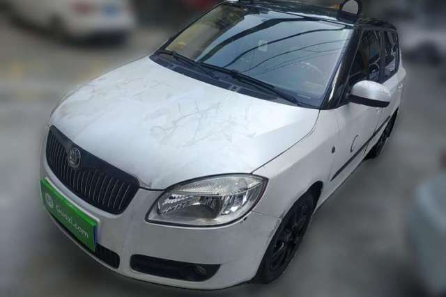 Used Skoda Fabia 2009 1.6L Automatic Crystal Edition