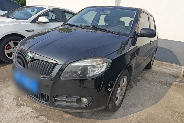Used Skoda Fabia 2011 1.6L Automatic Cool Black Edition Guazi used car, China used car export, Used car for sale, Used  cars, Cheapest cars for sale