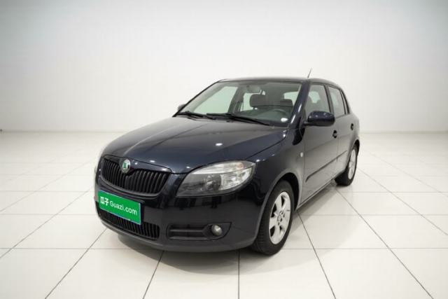 Ojetý Skoda Fabia 2011 1.6L Automatic Cool Black Edition
