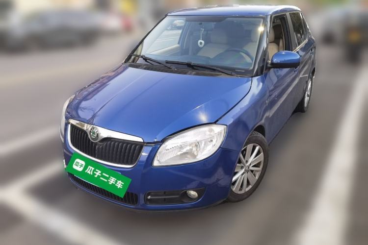 Used Skoda Fabia 2011 1.4L Automatic Crystal Edition Guazi used car, China used car export, Used car for sale, Used  cars, Cheapest cars for sale