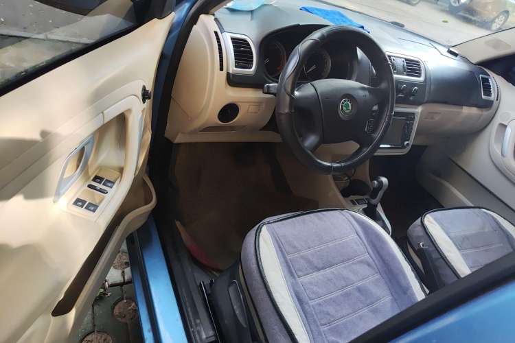 Used Skoda Fabia 2011 1.4L Automatic Crystal Edition Driver Seat