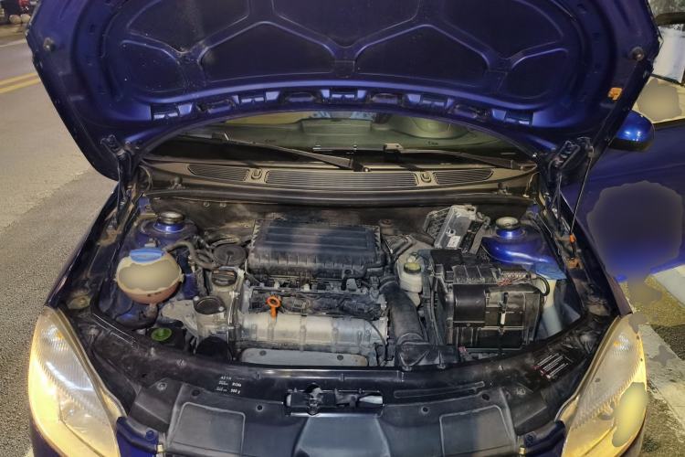 Used Skoda Fabia 2011 1.4L Automatic Crystal Edition Engine Bay