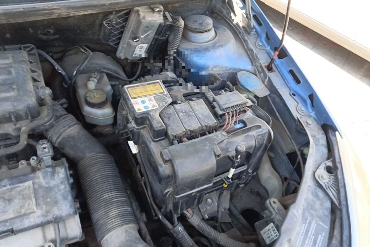 Used Skoda Fabia 2011 1.4L Automatic Crystal Edition Engine Bay Left