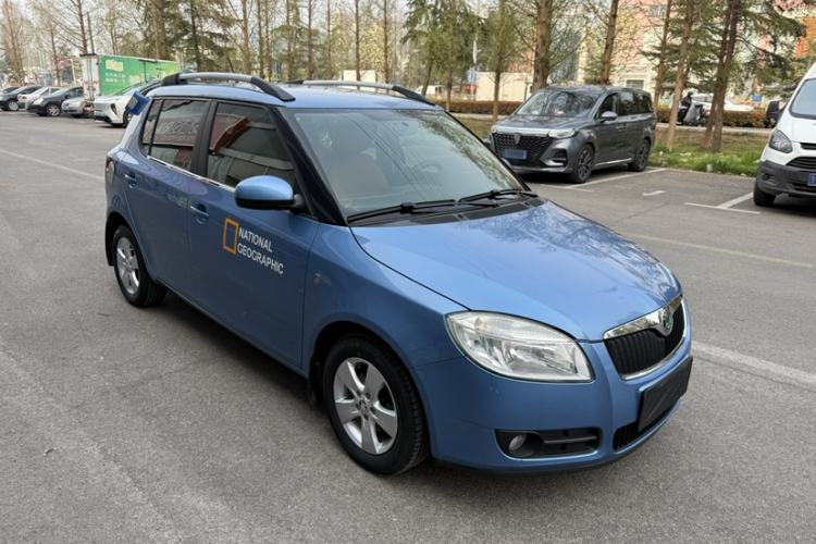 Used Skoda Fabia 2011 1.4L Automatic Crystal Edition Exterior 4