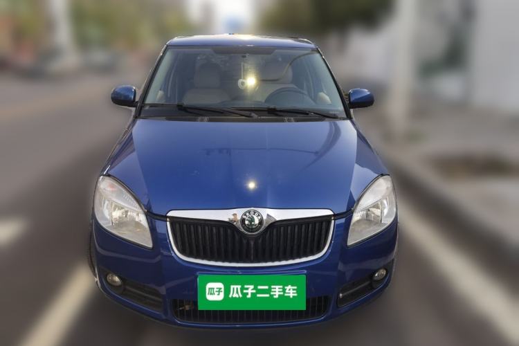 Used Skoda Fabia 2011 1.4L Automatic Crystal Edition Front