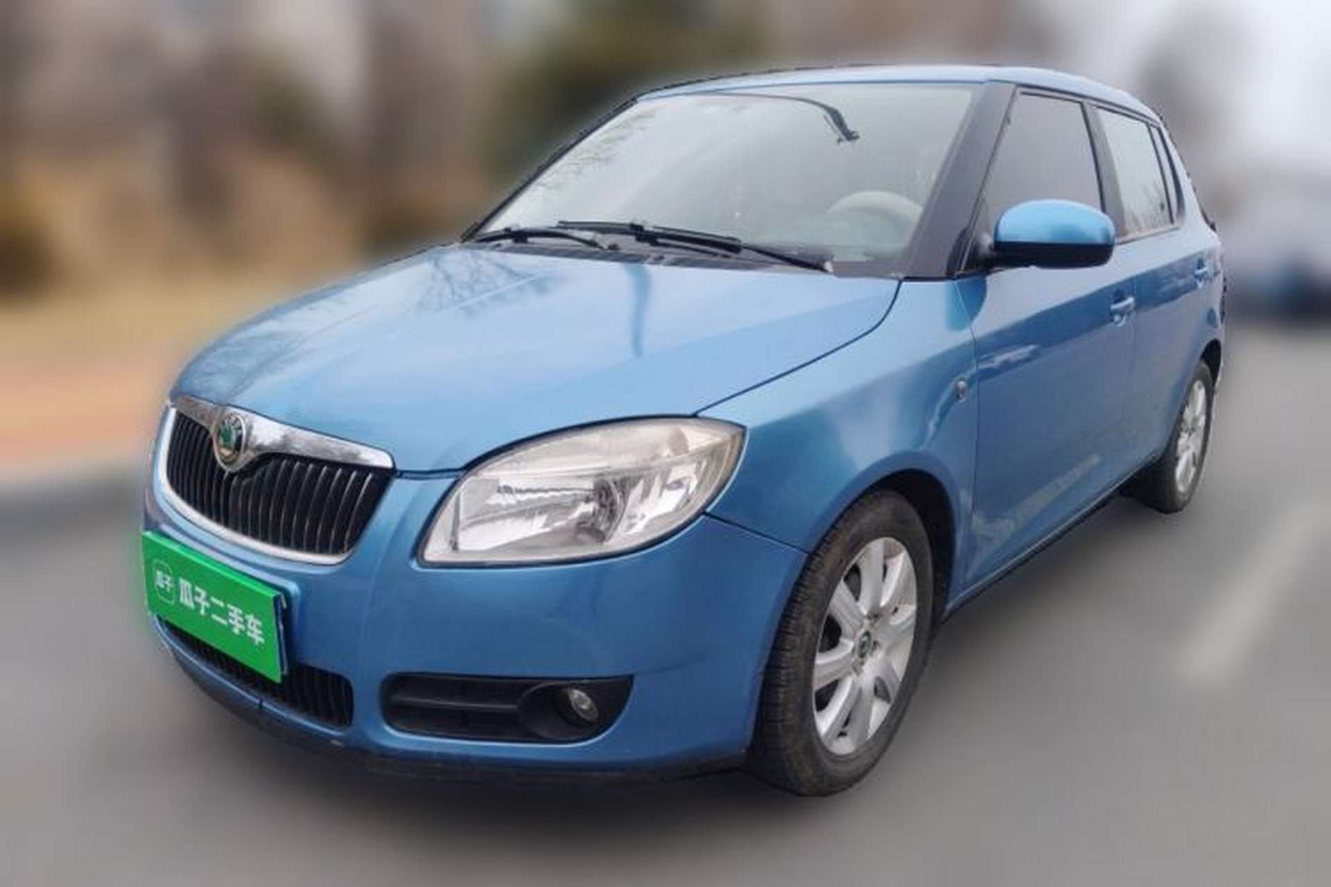 Used Skoda Fabia 2011 1.6L Automatic Crystal Edition Front Left 45 Deg