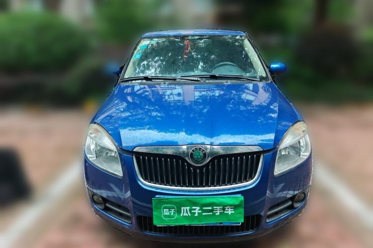 Used Skoda Fabia 2011 1.6L Automatic Crystal Edition Front