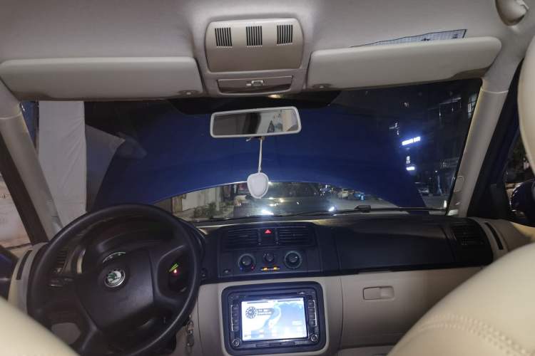 Used Skoda Fabia 2011 1.4L Automatic Crystal Edition Headliner