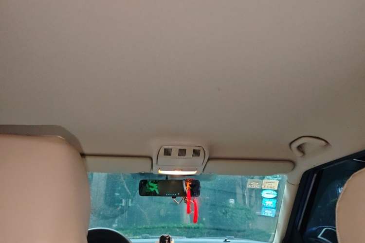 Used Skoda Fabia 2011 1.6L Automatic Crystal Edition Headliner