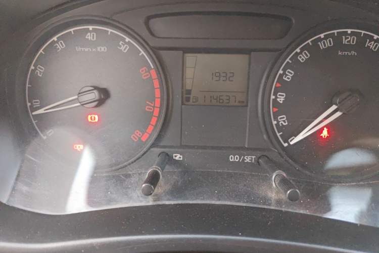 Used Skoda Fabia 2011 1.4L Manual Crystal Edition Instrument Cluster
