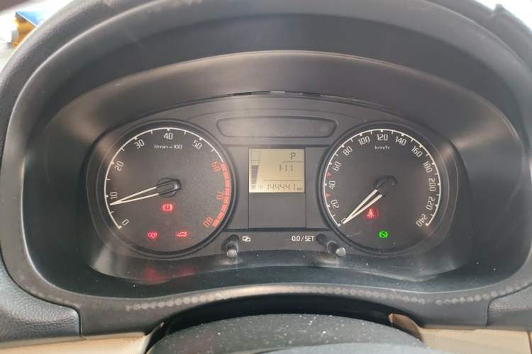 Used Skoda Fabia 2011 1.4L Automatic Crystal Edition Instrument Cluster