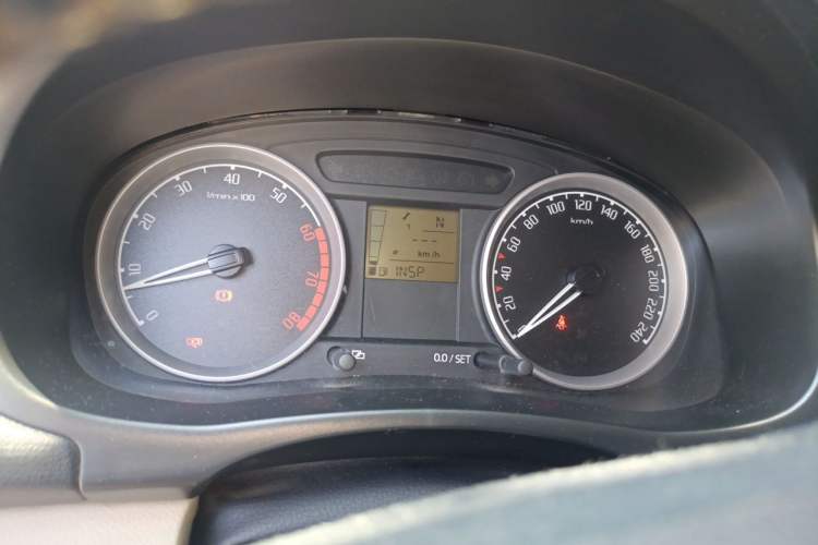 Used Skoda Fabia 2011 1.6L Automatic Crystal Edition Instrument Cluster