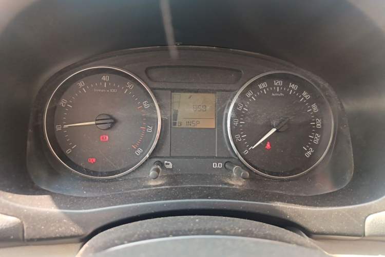 Used Skoda Fabia 2011 1.4L Manual Cool Edition Instrument Cluster