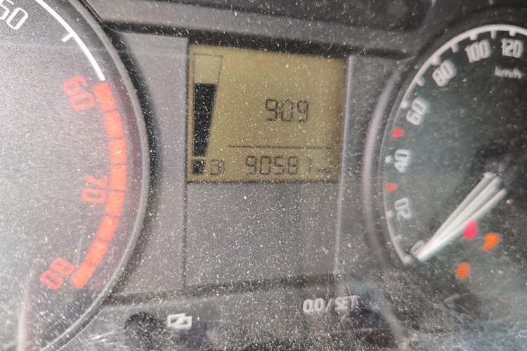 Used Skoda Fabia 2011 1.4L Manual Crystal Edition Odometer Close Up