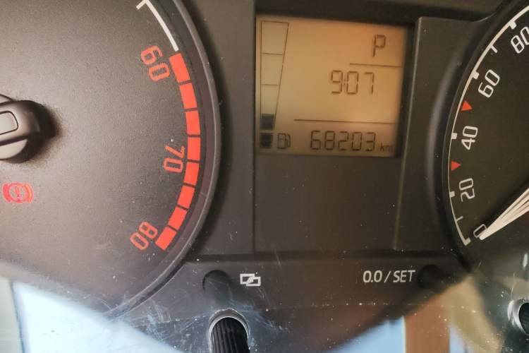 Used Skoda Fabia 2011 1.4L Automatic Crystal Edition Odometer Close Up