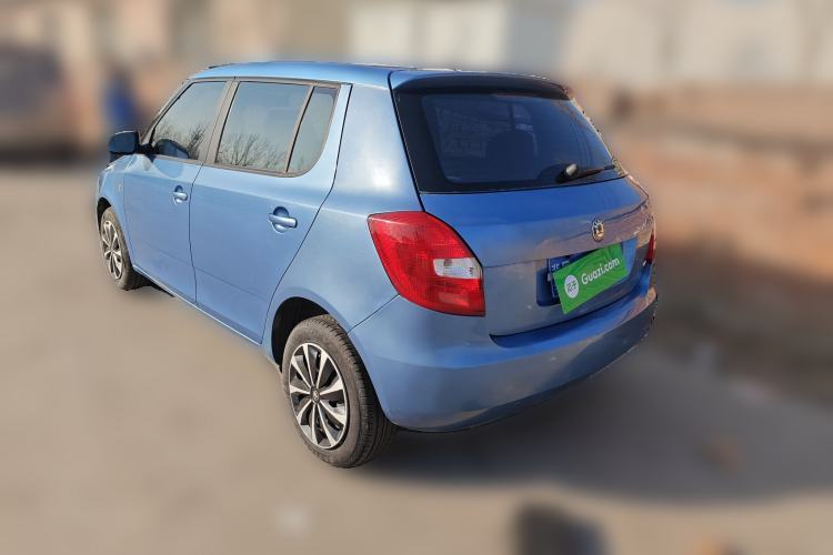 Used Skoda Fabia 2011 1.4L Automatic Crystal Edition Rear Left 45 Deg