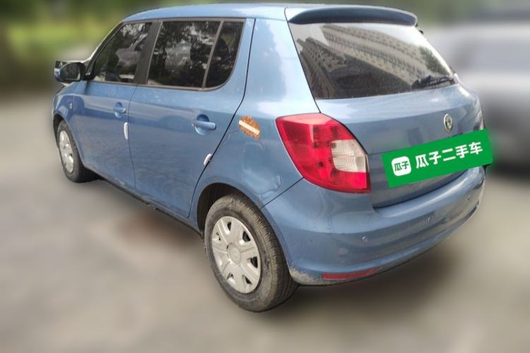 Used Skoda Fabia 2011 1.4L Automatic Crystal Edition Rear Left 45 Deg