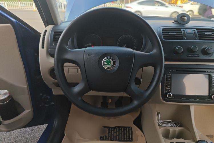 Used Skoda Fabia 2011 1.4L Manual Crystal Edition Steering Wheel
