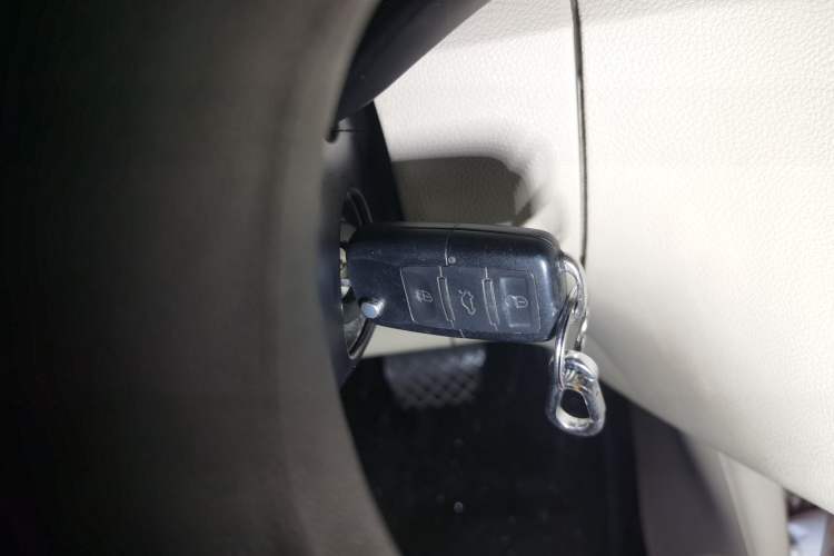 Used Skoda Fabia 2011 1.4L Automatic Crystal Edition Vehicle Key