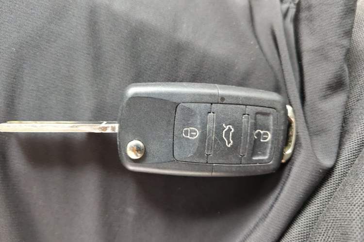 Used Skoda Fabia 2011 1.4L Automatic Crystal Edition Vehicle Key