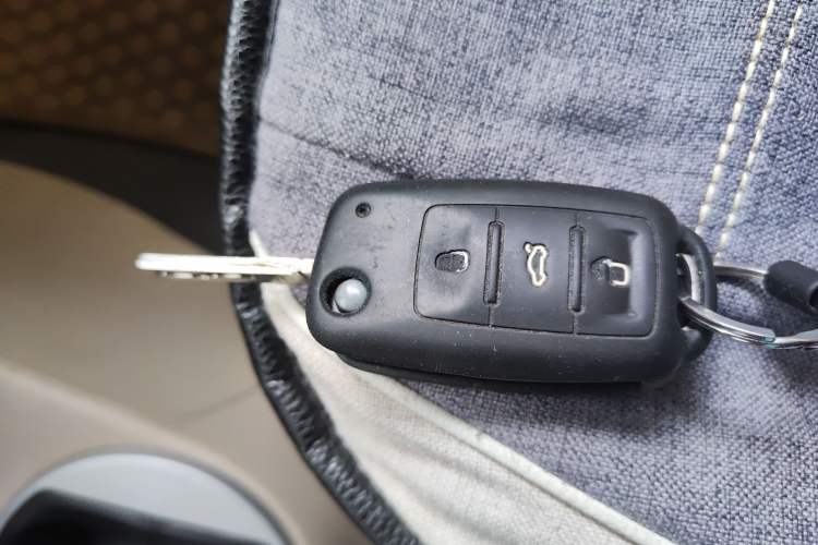 Used Skoda Fabia 2011 1.4L Automatic Crystal Edition Vehicle Key
