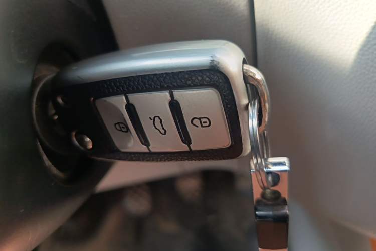 Used Skoda Fabia 2011 1.4L Manual Cool Edition Vehicle Key