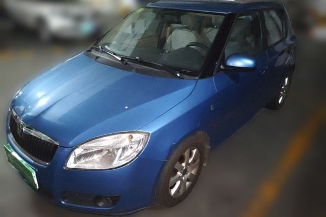 Used Skoda Fabia 2011 1.6L Automatic Crystal Edition