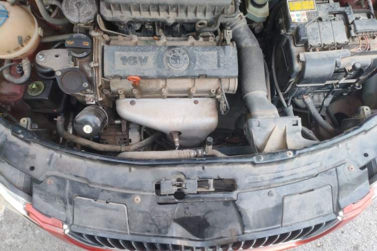 Used Skoda Fabia 2011 1.6L Automatic Crystal Edition Engine Bay