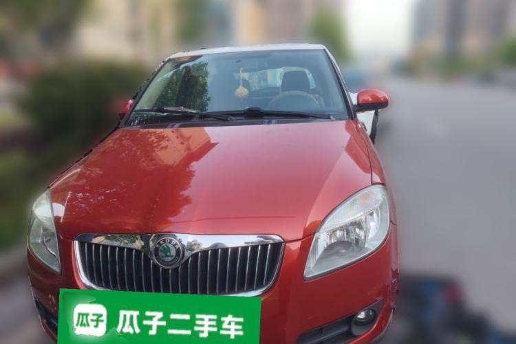Used Skoda Fabia 2011 1.6L Automatic Crystal Edition Front