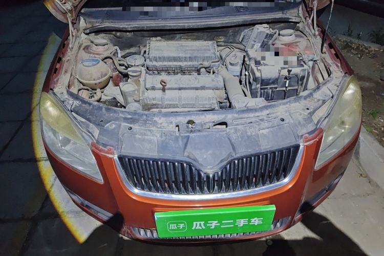 Used Skoda Fabia 2011 1.6L Automatic Crystal Edition Engine Bay