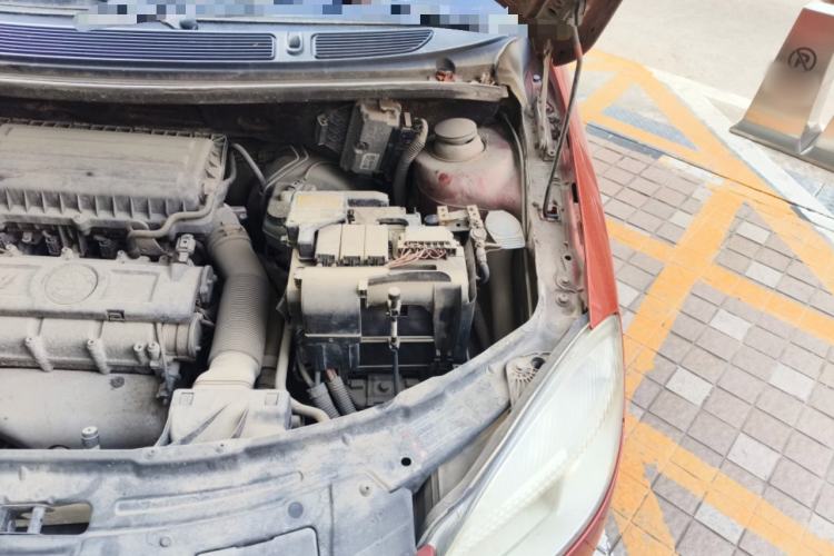 Used Skoda Fabia 2011 1.6L Automatic Crystal Edition Engine Bay Left