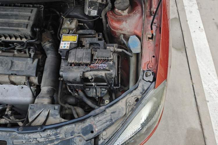 Used Skoda Fabia 2011 1.4L Automatic Crystal Edition Engine Bay Left