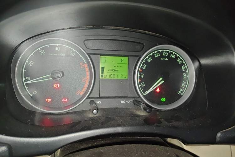 Used Skoda Fabia 2011 1.6L Automatic Crystal Edition Instrument Cluster