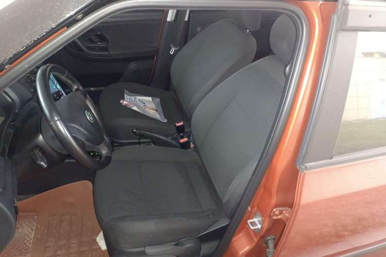 Used Skoda Fabia 2011 1.6L Automatic Cool Black Edition Left Front Seat