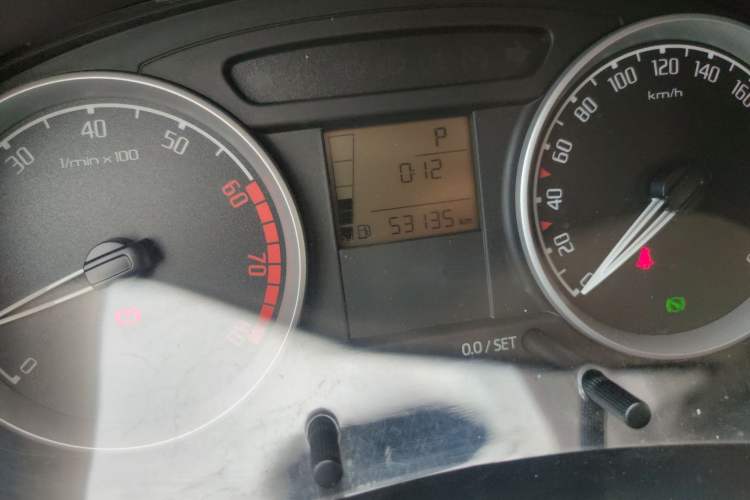 Used Skoda Fabia 2011 1.6L Automatic Crystal Edition Odometer Close Up