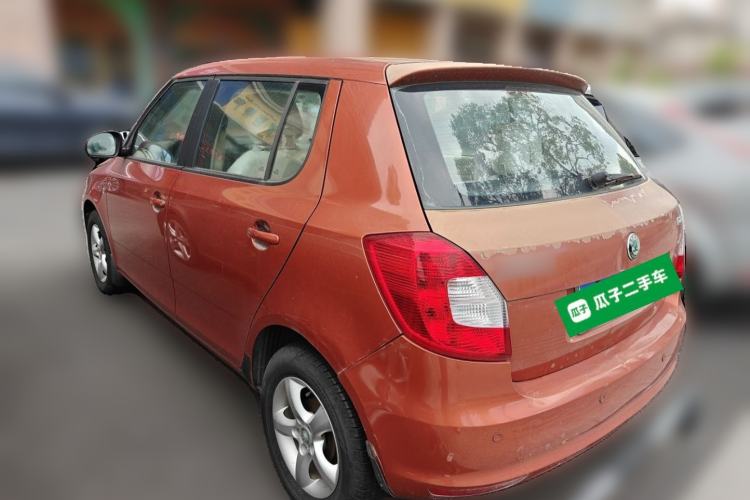 Used Skoda Fabia 2011 1.4L Manual Crystal Edition Rear Left 45 Deg