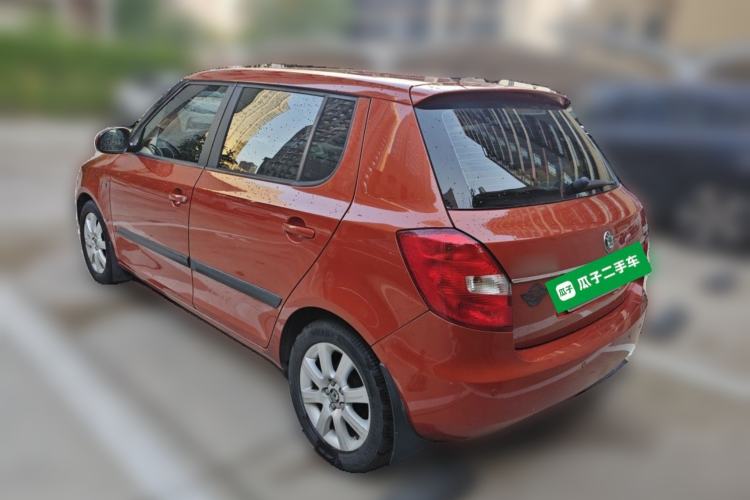 Used Skoda Fabia 2011 1.4L Automatic Crystal Edition Rear Left 45 Deg