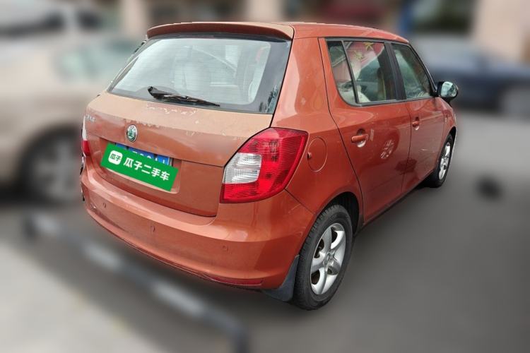 Used Skoda Fabia 2011 1.4L Manual Crystal Edition Rear Right 45 Deg