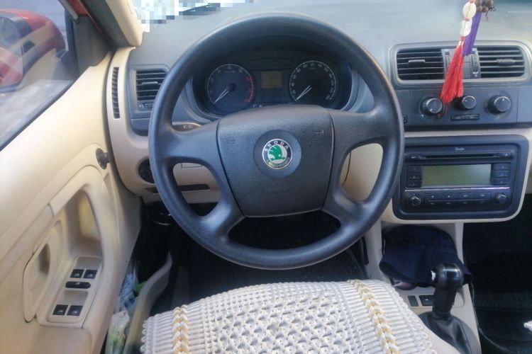Used Skoda Fabia 2011 1.4L Automatic Crystal Edition Steering Wheel
