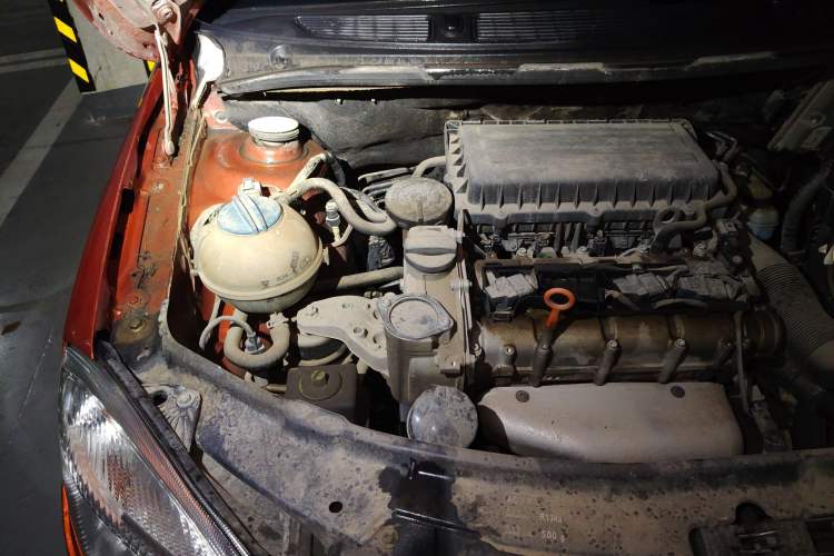Used Skoda Fabia 2011 1.4L Automatic Crystal Edition Engine Bay Right