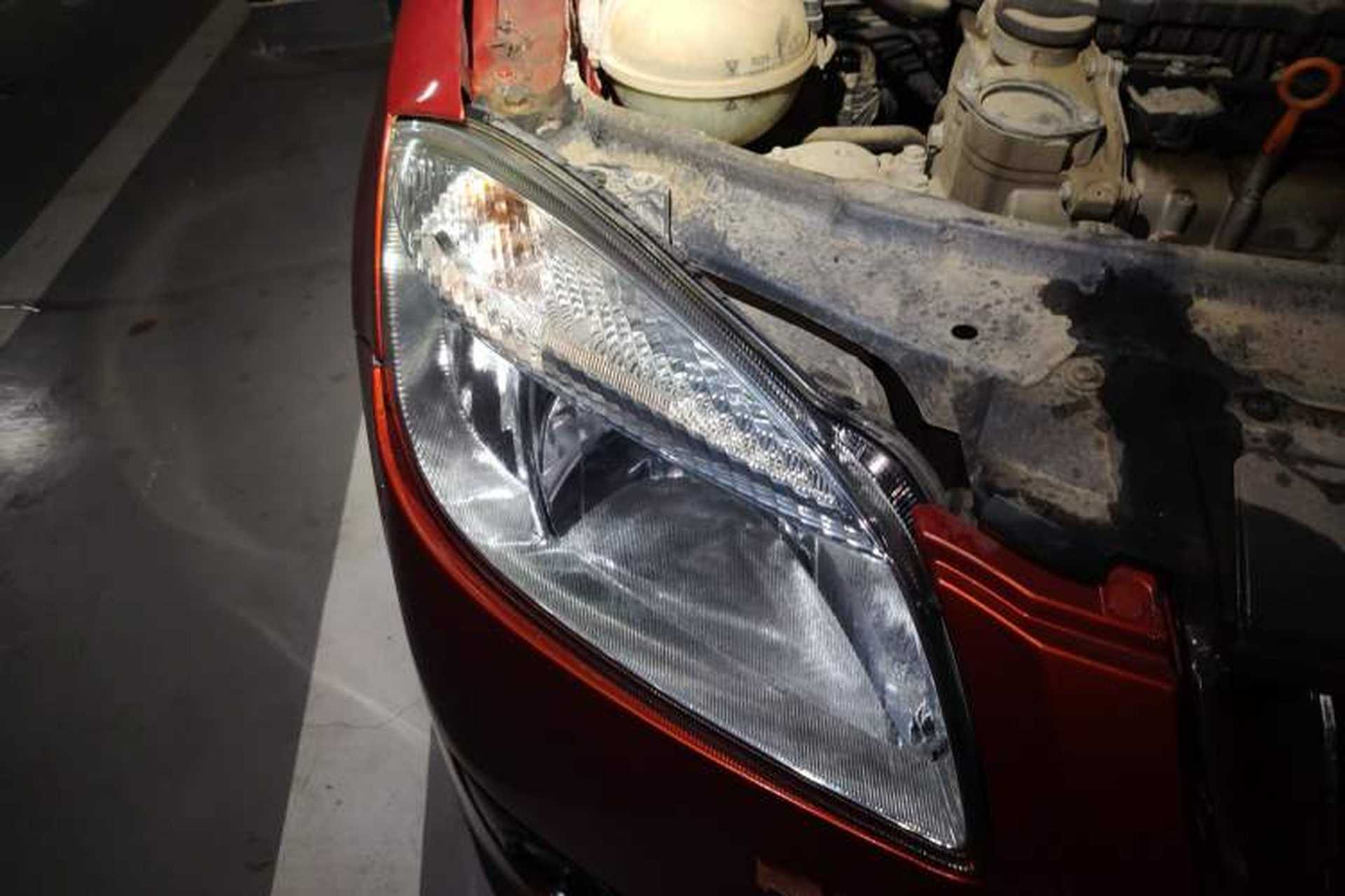 Used Skoda Fabia 2011 1.4L Automatic Crystal Edition Right Front Headlight