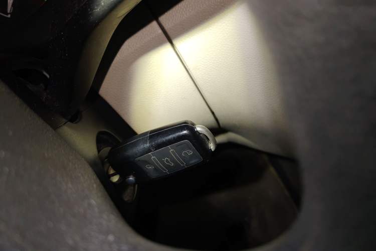 Used Skoda Fabia 2011 1.4L Automatic Crystal Edition Vehicle Key