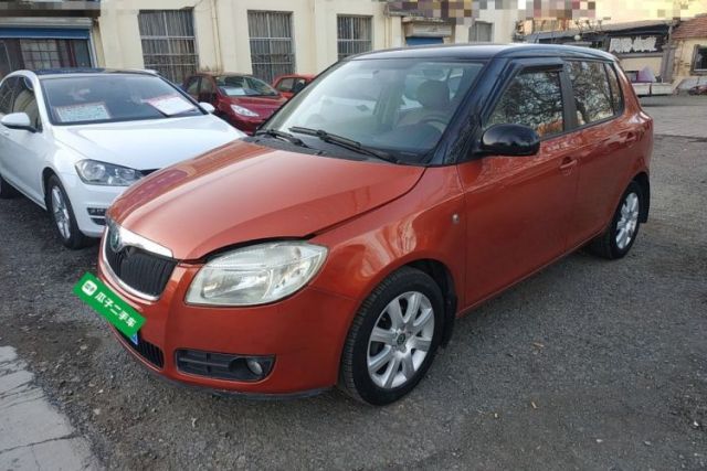 Used Skoda Fabia 2011 1.4L Automatic Crystal Edition