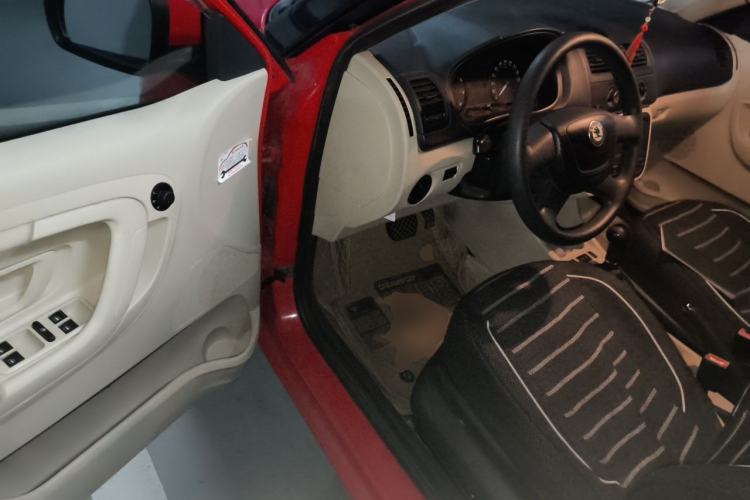 Used Skoda Fabia 2011 1.4L Automatic Crystal Edition Driver Seat