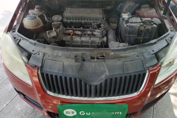 Used Skoda Fabia 2011 1.4L Automatic Crystal Edition Engine Bay