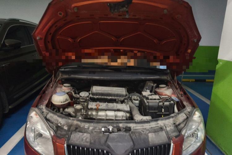 Used Skoda Fabia 2011 1.6L Automatic Crystal Edition Engine Bay