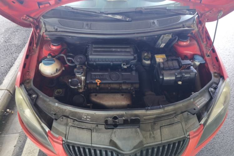 Used Skoda Fabia 2011 1.6L Automatic Crystal Edition Engine Bay