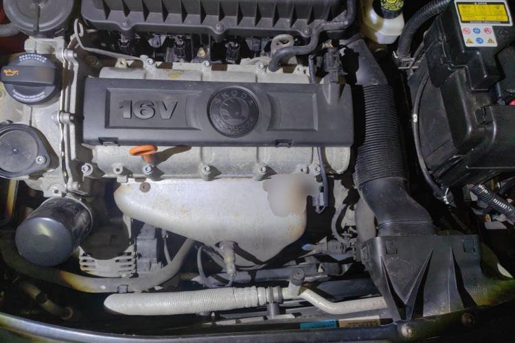 Used Skoda Fabia 2011 1.4L Automatic Crystal Edition Engine Bay